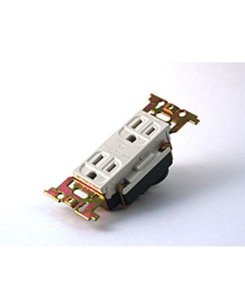 RAC-1318　RAC処理 接地ダブルコンセント