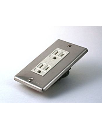 RAC-1318P　RAC処理 接地ダブルコンセント(プレート付き）